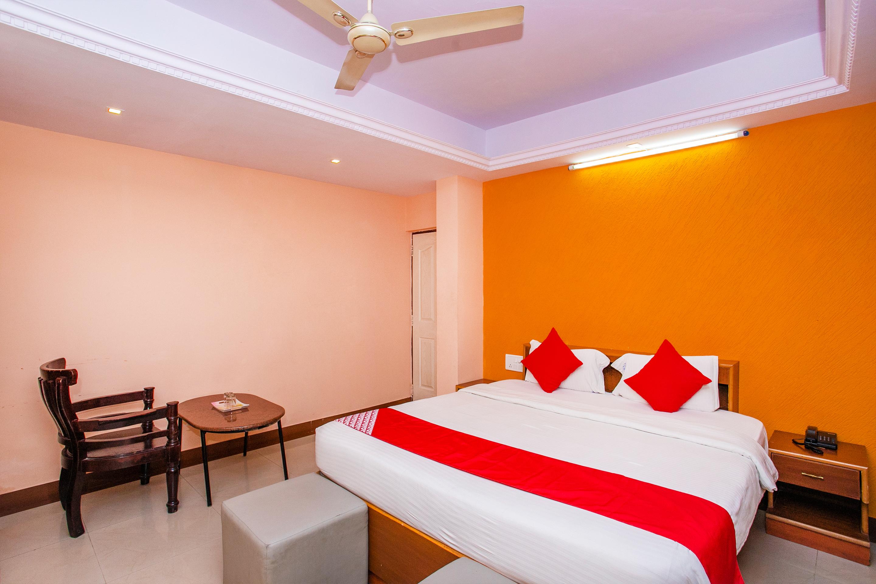 Oyo 331 Hotel Skanda Shelters Bangalore Exterior foto