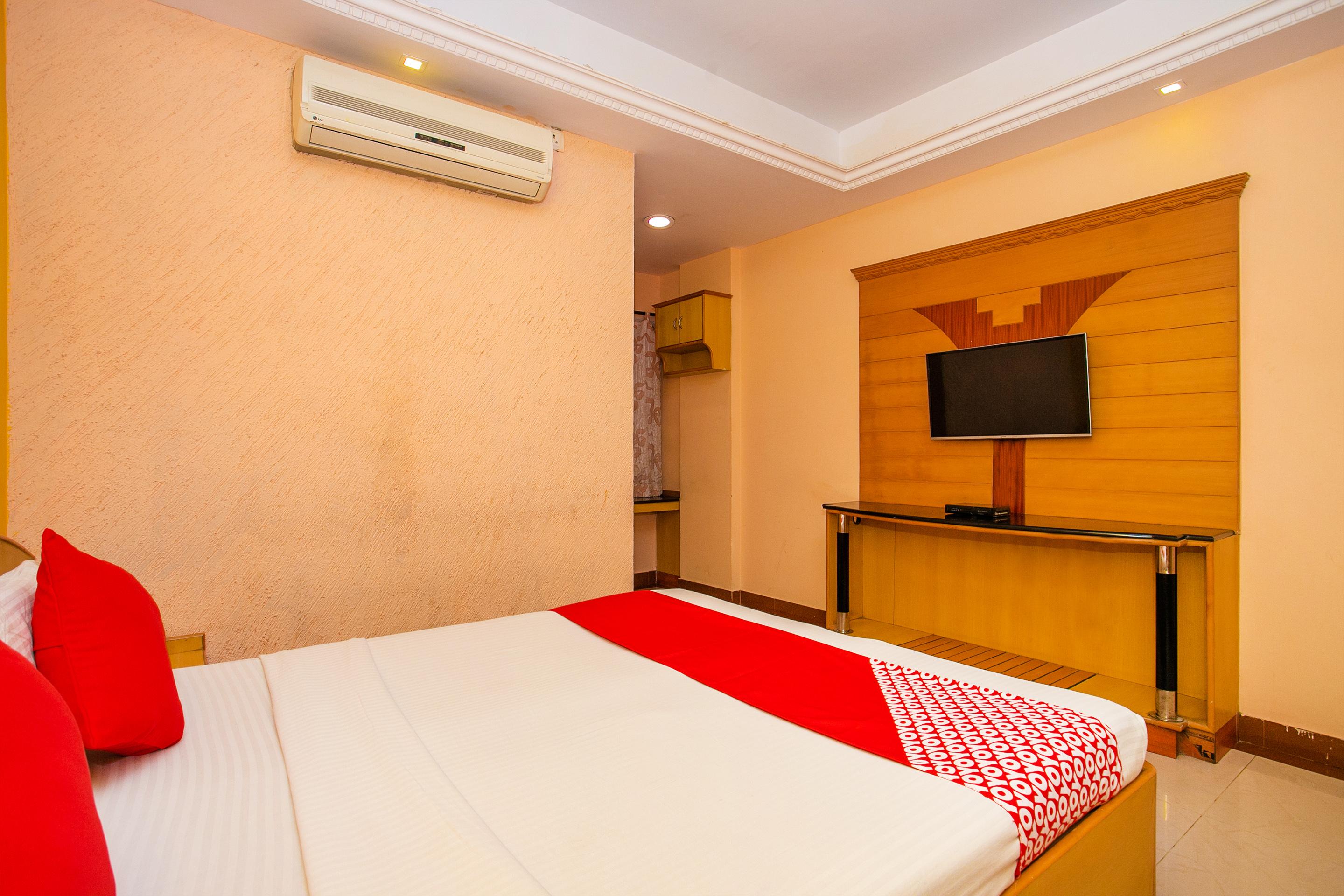 Oyo 331 Hotel Skanda Shelters Bangalore Exterior foto