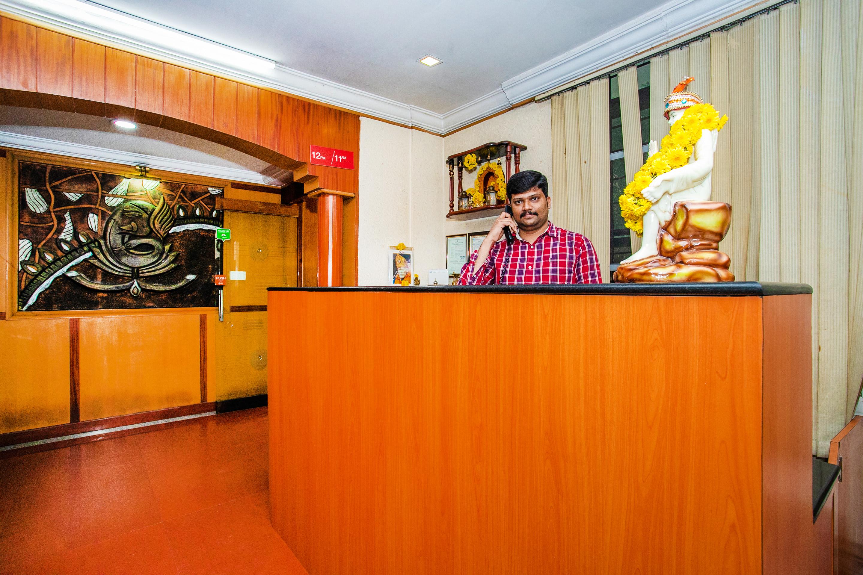Oyo 331 Hotel Skanda Shelters Bangalore Exterior foto