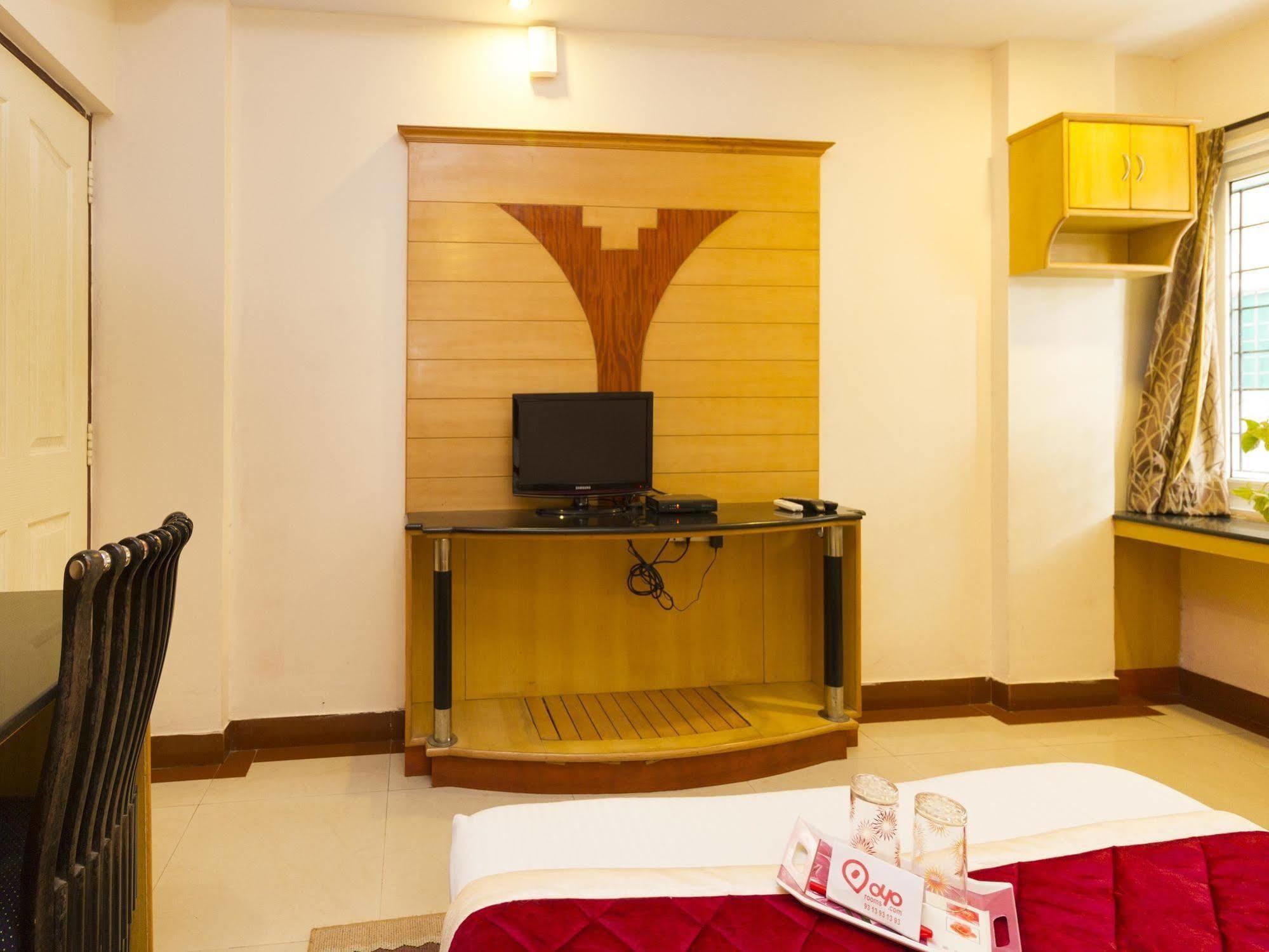 Oyo 331 Hotel Skanda Shelters Bangalore Exterior foto
